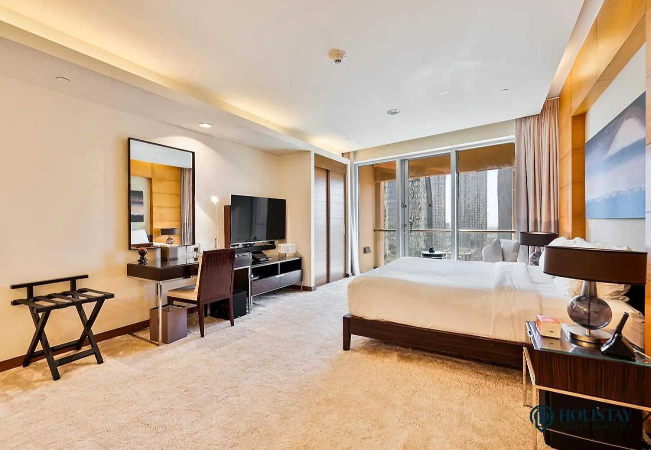 Holistay Luxury Homes - Burj Khalifa View - Direct Access Dubai Mall
