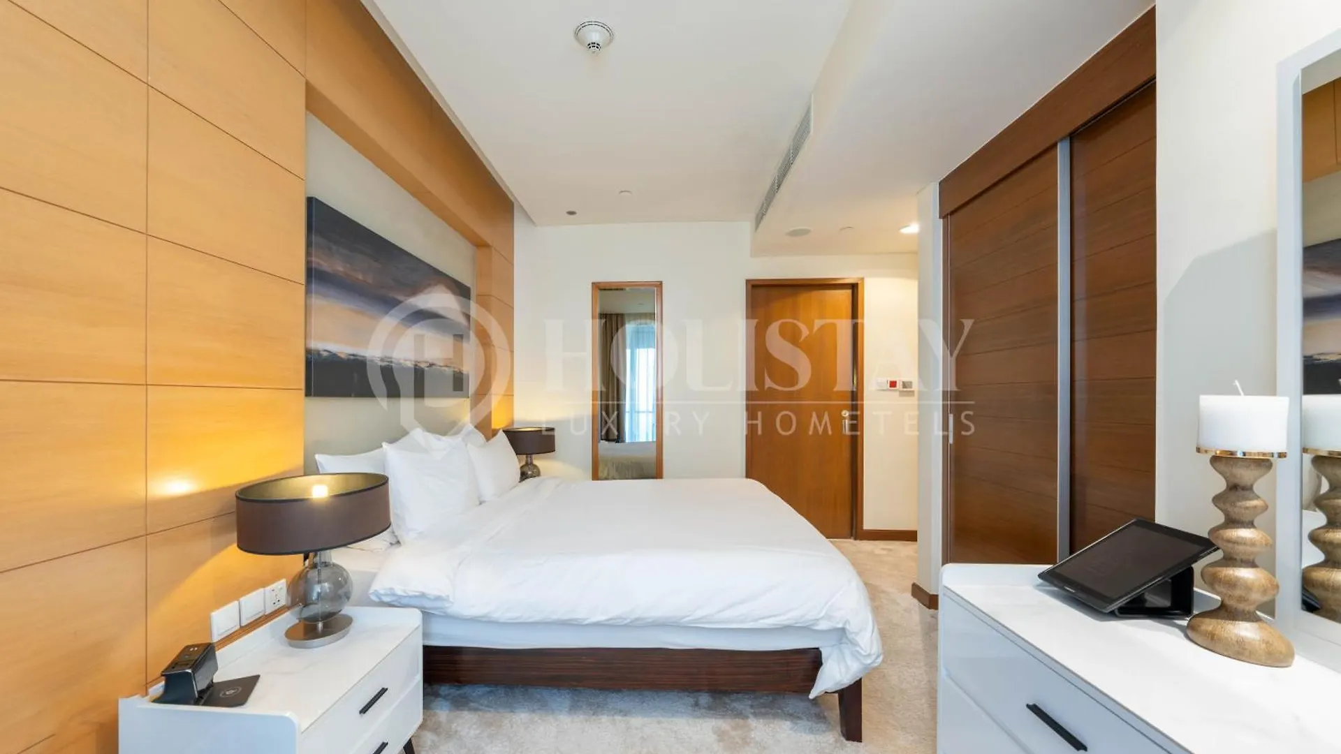 شقة Holistay Luxury Homes - Burj Khalifa View - Direct Access Dubai Mall الإمارات العربية المتحدة