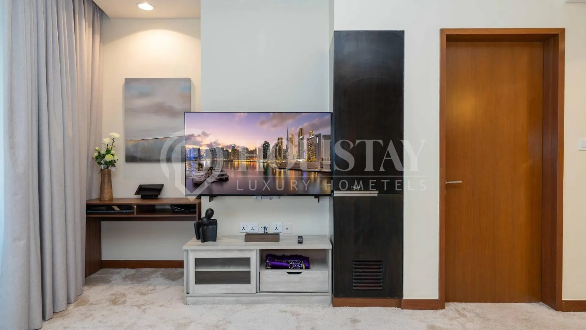شقة Holistay Luxury Homes - Burj Khalifa View - Direct Access Dubai Mall